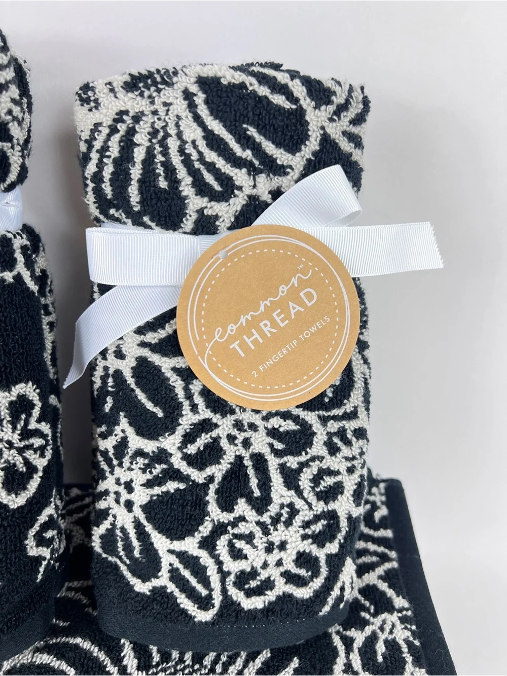 Common Thread Bath Towel Set Bold Black Cream Floral Soft Cotton 6 Pc NEW
